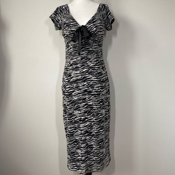 Tatyana Bettie Page Dress Size XL - Picture 2 of 8